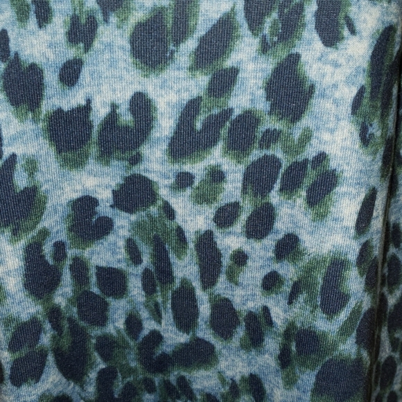 Belle by Kim Gravel Sleeveless Top Women's Plus Size 1X NWOT - Picture 2 of 8